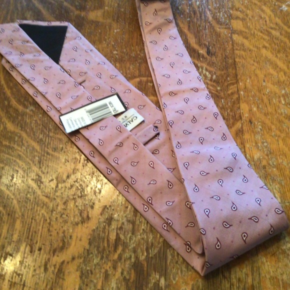 Mens Calvin Klein Pink and Maroon Print Necktie NWT - Picture 5 of 5